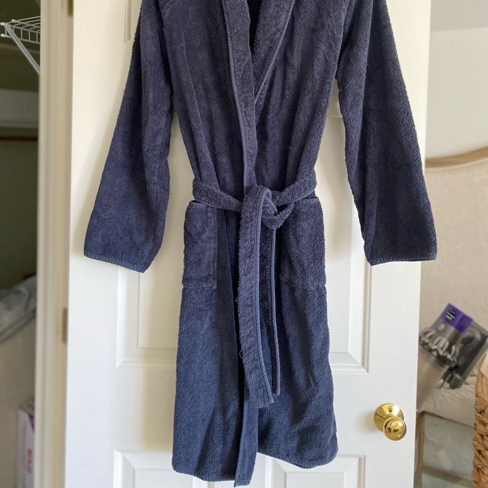 LUXURY PLUSH LONG ROBE -Restoration Hardware - Picture 8 of 8